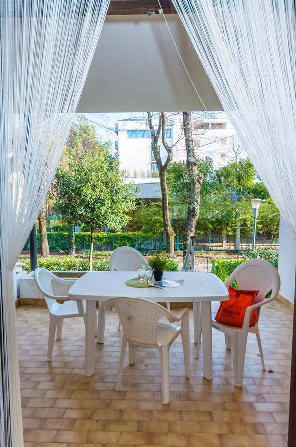 Residence Cinzia Pool Бібіоне Екстер'єр фото