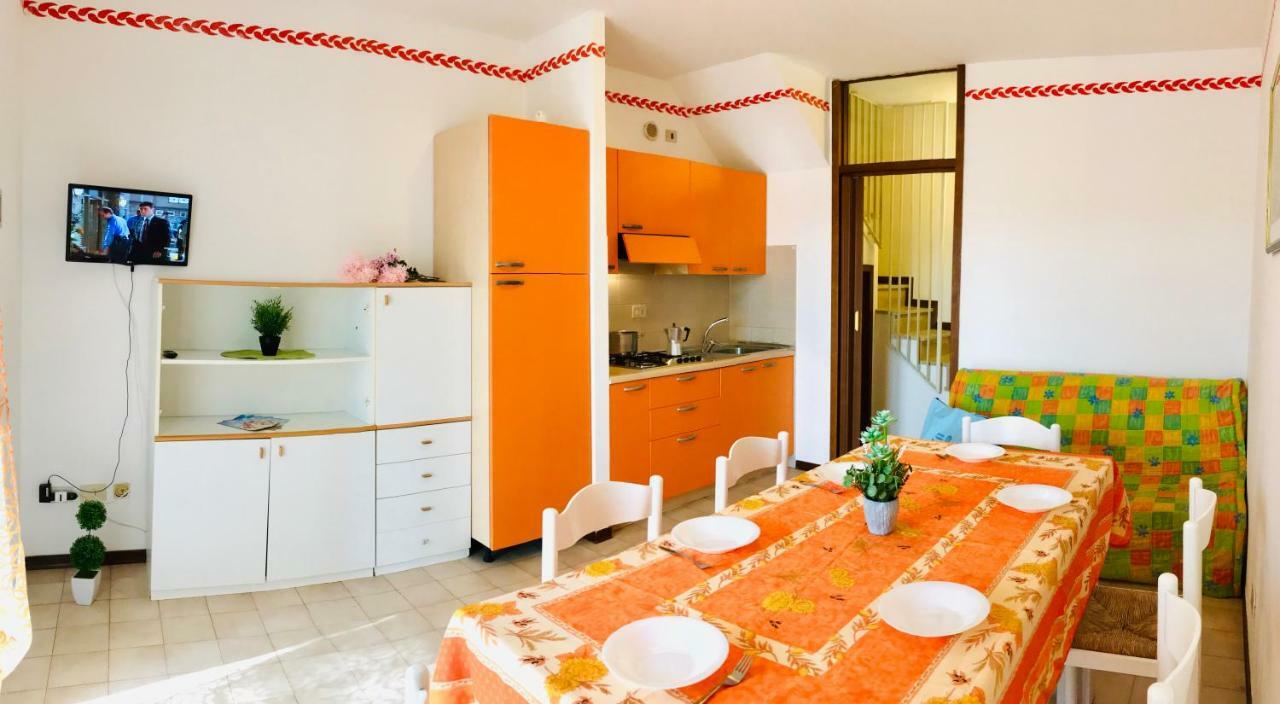 Residence Cinzia Pool Бібіоне Екстер'єр фото